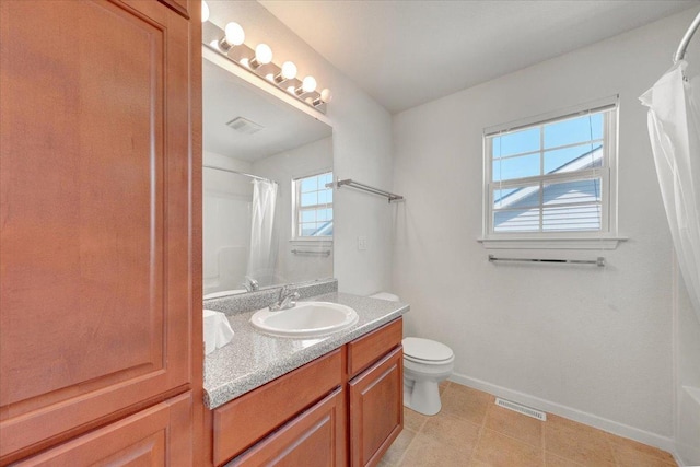 full bathroom with curtained shower, toilet, baseboards, and visible vents