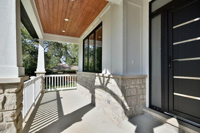 balcony with a porch