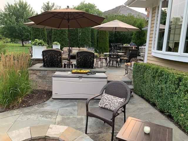 view of patio featuring an outdoor living space and outdoor dining area