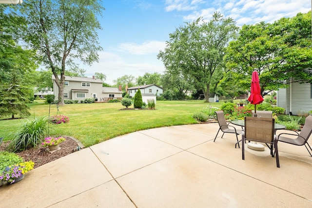 view of patio / terrace featuring outdoor dining space