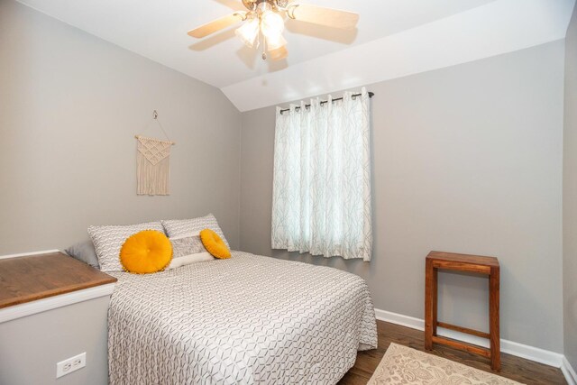 4128 N Plainfield Ave, Chicago, IL 60634 - below grade area with washer and clothes dryer and a wood stove