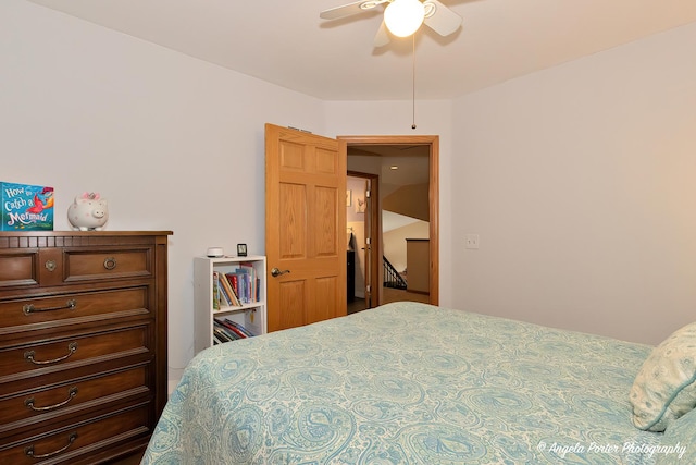 bedroom with a ceiling fan