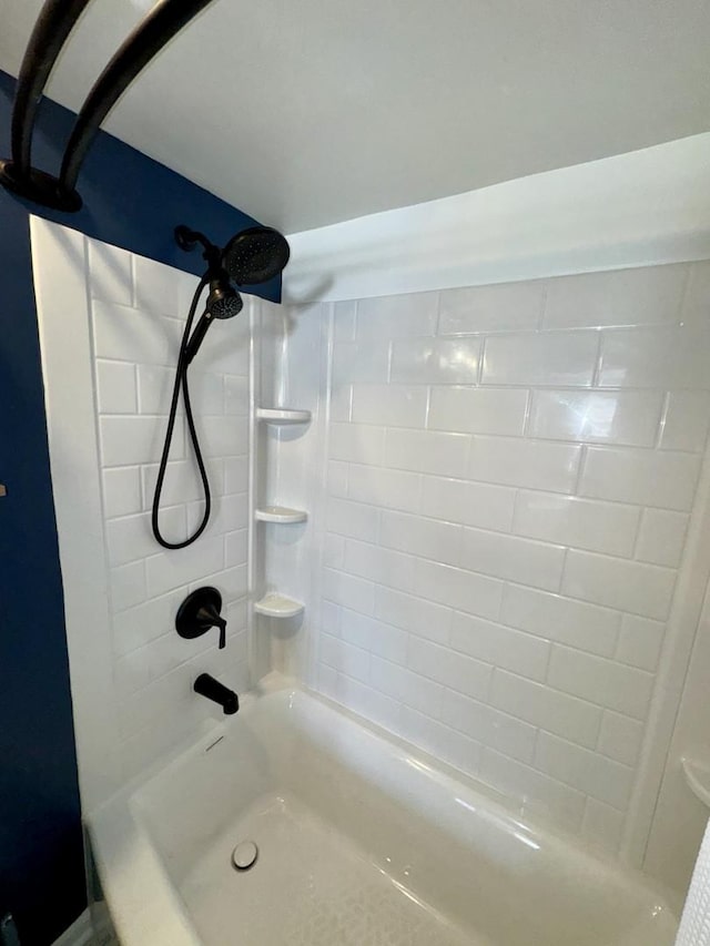 bathroom featuring shower / washtub combination