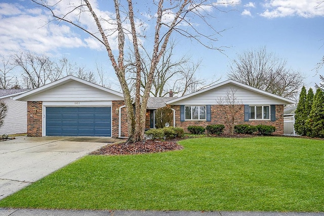 ranch-style house featuring driveway, a front yard, and brick siding