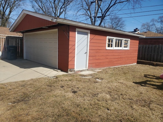 detached garage with fence