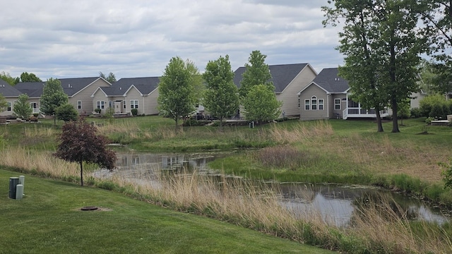 1623 Colchester Ln, Aurora, IL 60505 - view of grassy yard with a residential view
