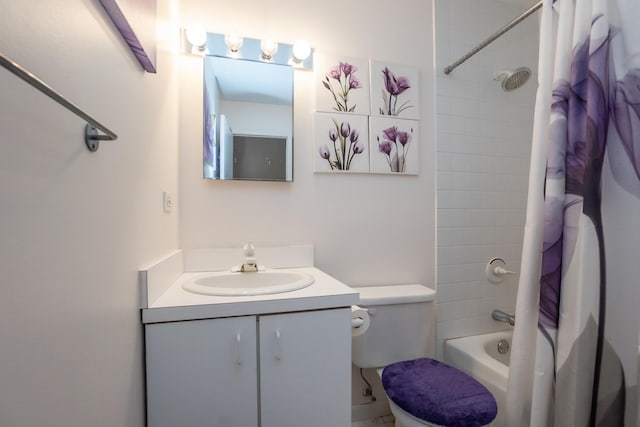 bathroom with toilet, vanity, and shower / bathtub combination with curtain