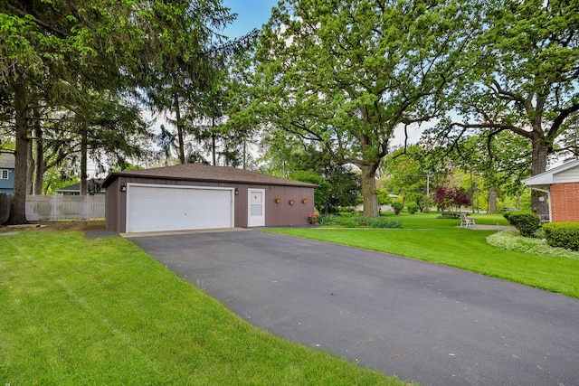 view of detached garage