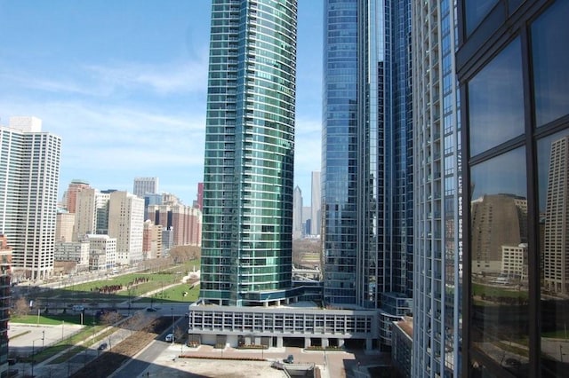 1322 S Prairie Ave Unit 1413, Chicago, IL 60605 - skyline view