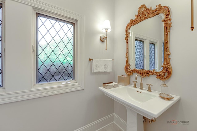 bathroom with baseboards