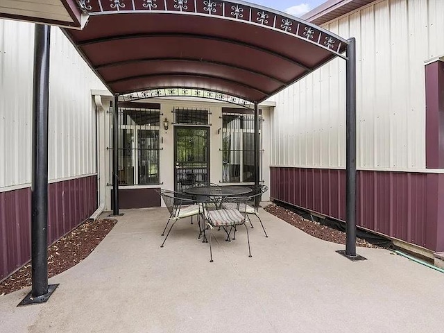 22915 Mcguire Rd, Wilmington, IL 60481 - view of patio / terrace
