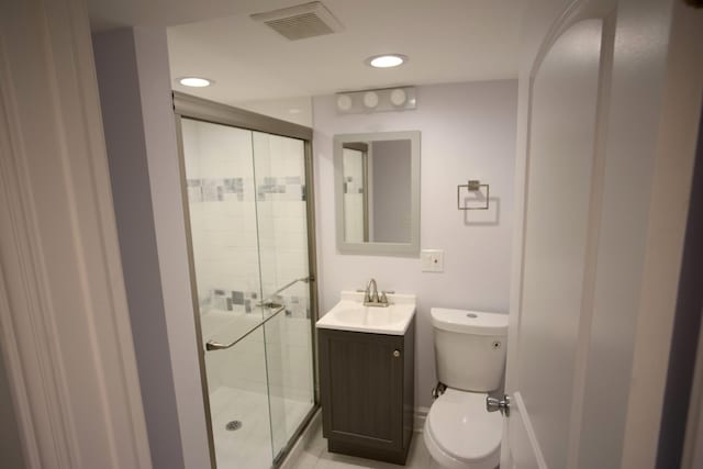 full bathroom with toilet, recessed lighting, visible vents, vanity, and a stall shower