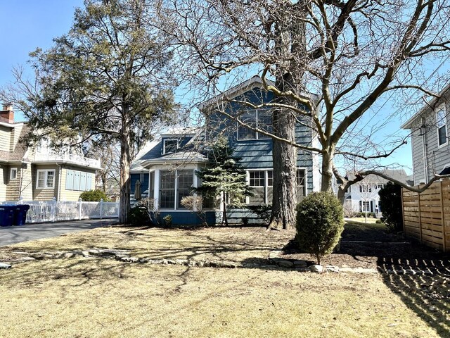 4036 Linden Ave, Western Springs, IL 60558 - exterior space featuring fence