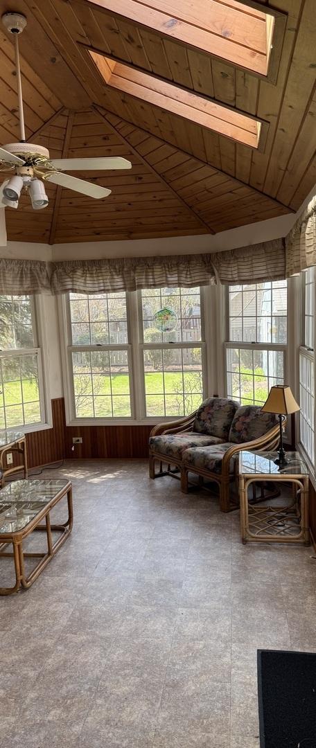 4036 Linden Ave, Western Springs, IL 60558 - sunroom featuring a skylight