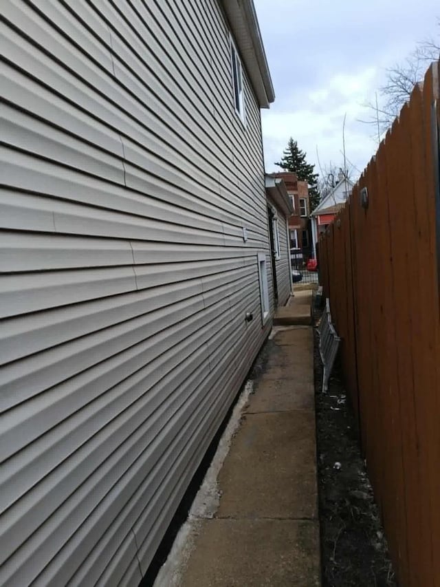 5348 S Peoria St, Chicago, IL 60609 - view of side of property