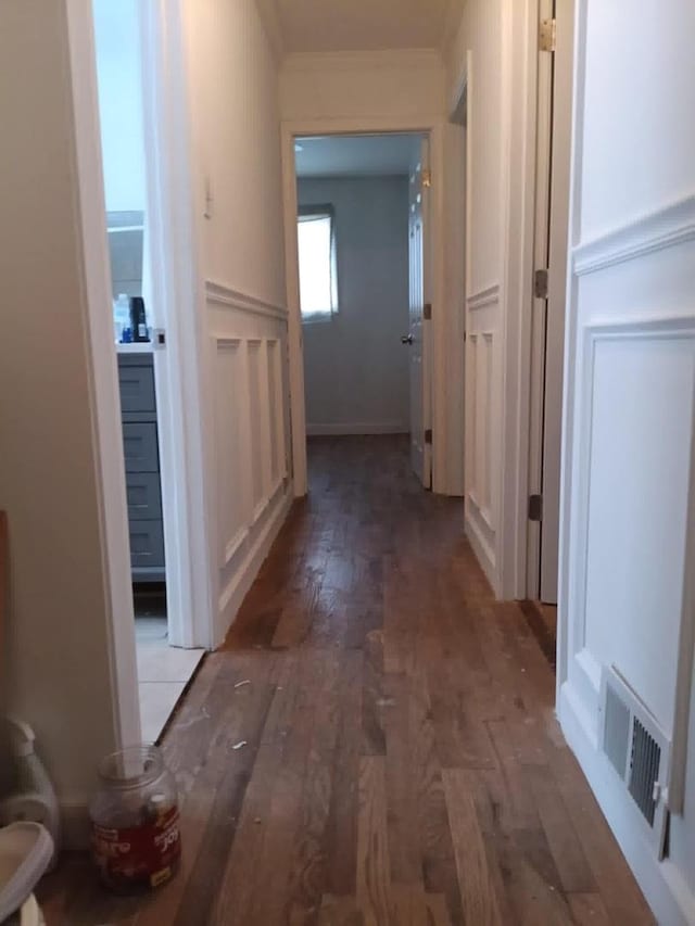 5348 S Peoria St, Chicago, IL 60609 - hallway with wood finished floors and crown molding
