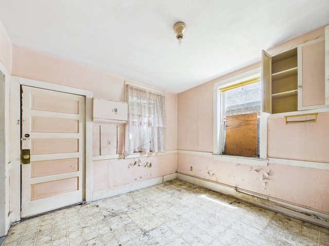 6725 S Justine St, Chicago, IL 60636 - empty room featuring tile patterned floors