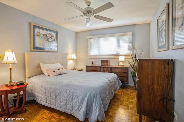 bedroom with a ceiling fan