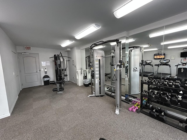 600 N Dearborn St Unit 1804, Chicago, IL 60654 - workout area with baseboards