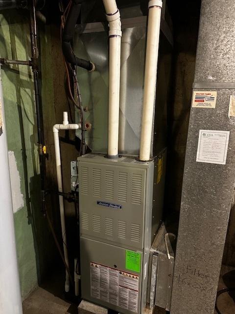 115 N Lavergne Ave, Northlake, IL 60164 - utilities with heating unit