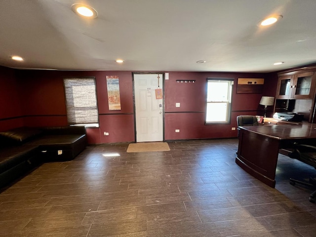 entrance foyer with recessed lighting