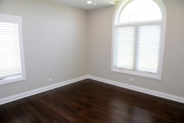 1860 Lake Charles Dr, Vernon Hills, IL 60061 - spare room featuring dark wood-style floors and baseboards
