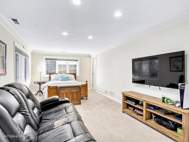 living room with visible vents, crown molding, baseboards, light carpet, and recessed lighting