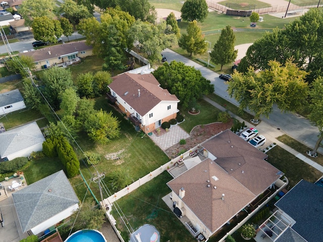 birds eye view of property featuring a residential view