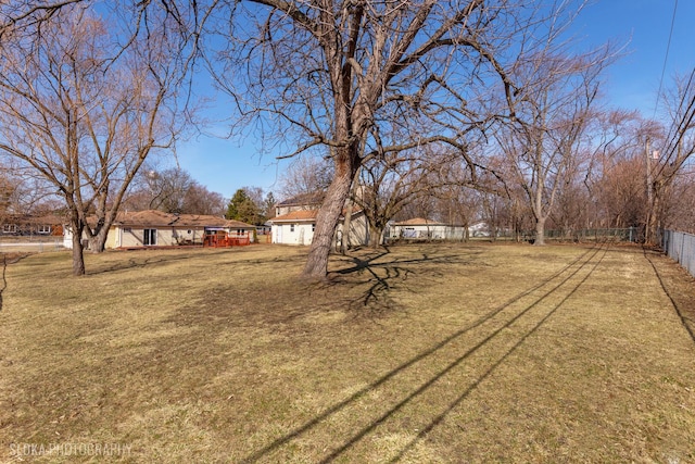 view of yard featuring fence