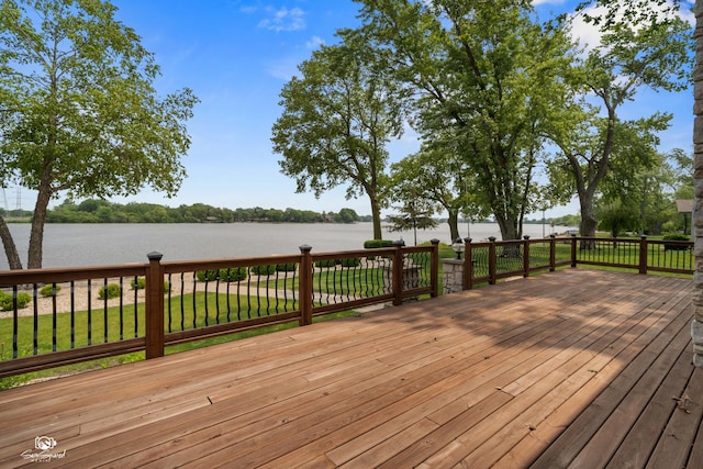 8043 Tamarack Ln, Morris, IL 60450 - deck featuring a water view and a lawn