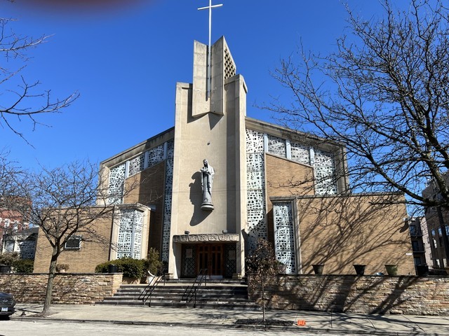 1315 W Ohio St, Chicago, IL 60642
