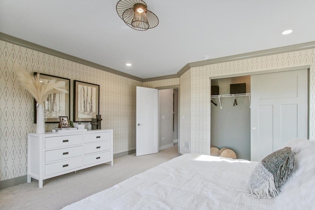 bedroom with wallpapered walls and baseboards