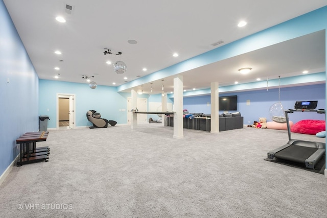 exercise area with carpet flooring, visible vents, and recessed lighting