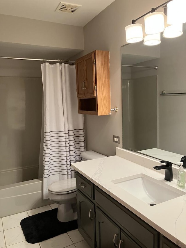 full bath with vanity, shower / bathtub combination with curtain, visible vents, tile patterned floors, and toilet