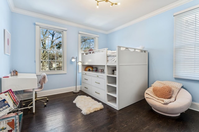 interior space with baseboards, dark wood-style floors, and crown molding