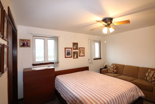 bedroom featuring a ceiling fan