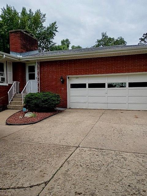 515 Country Club Dr, Mchenry, IL 60050 - photo 2