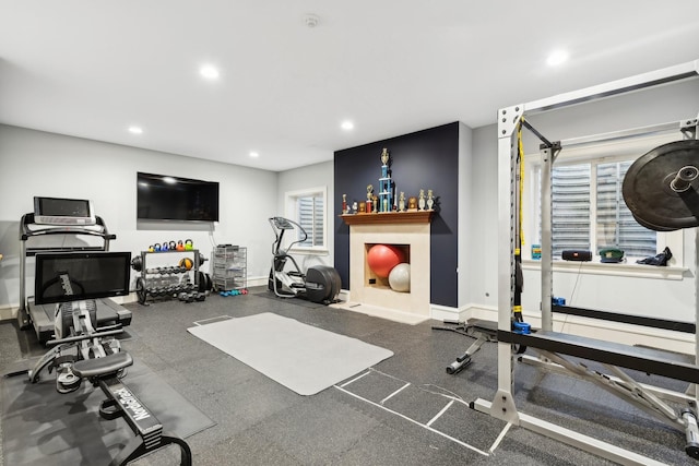 2855 Sheridan Pl, Evanston, IL 60201 - workout area featuring recessed lighting