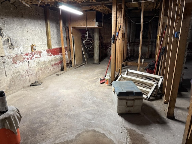 view of unfinished basement