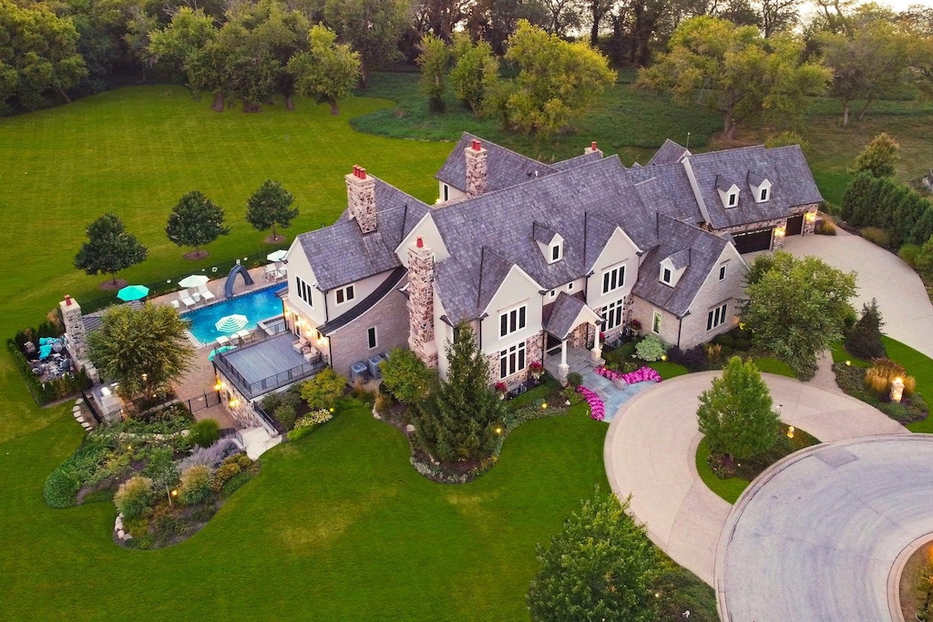 120 Dillons Ct, Vernon Hills, IL 60061 - birds eye view of property