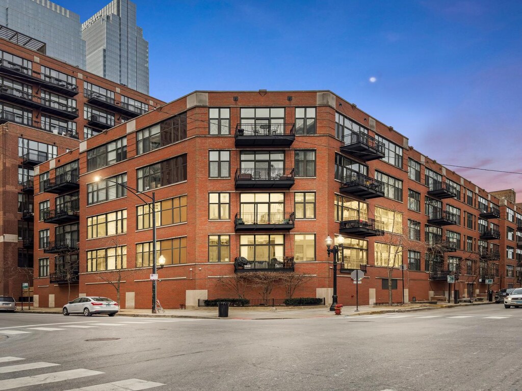 333 W Hubbard St Unit 612, Chicago, IL 60654 - view of property