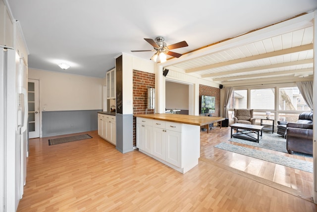 4708 Lawn Ave, Western Springs, IL 60558 - kitchen featuring open floor plan, light wood-style flooring, a ceiling fan, and butcher block counters