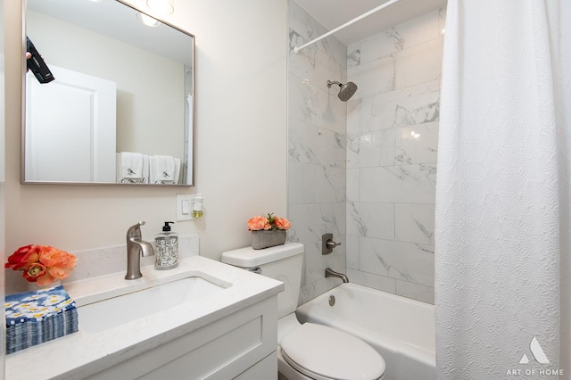 full bath featuring shower / bath combination with curtain, vanity, and toilet