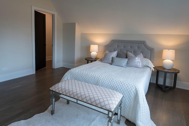 511 N Branch Rd, Glenview, IL 60025 - bedroom with baseboards and wood finished floors