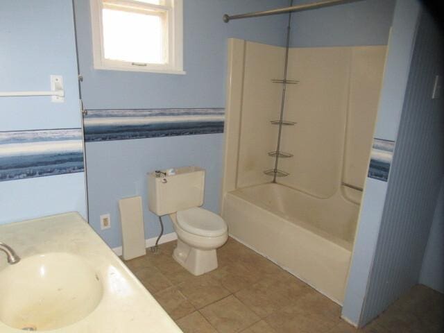 full bath with vanity, toilet, and bathing tub / shower combination