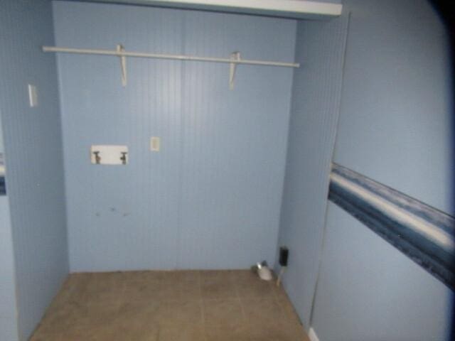 washroom with washer hookup and laundry area