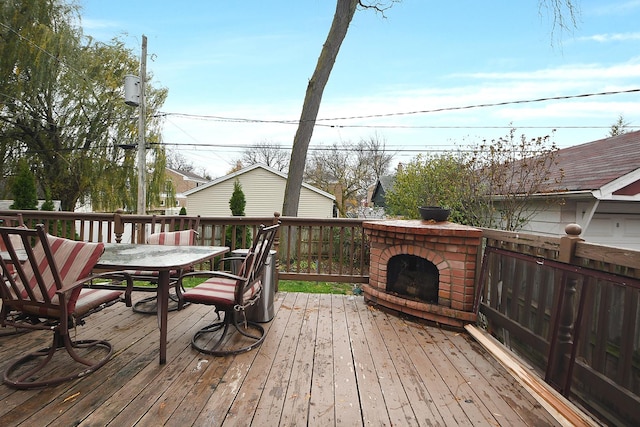 deck with outdoor dining space