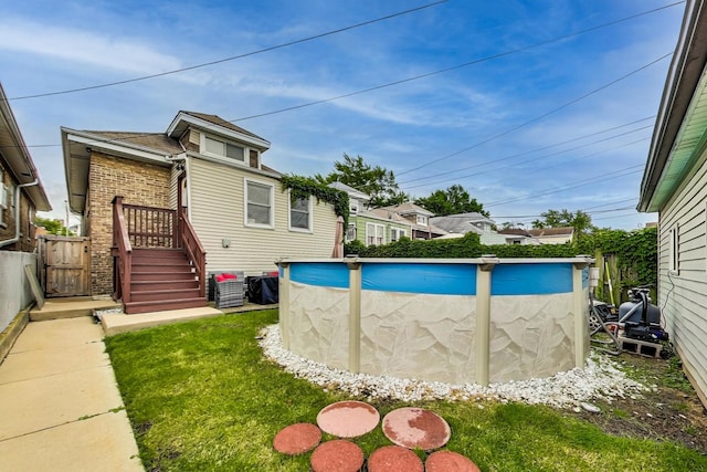 pool with fence