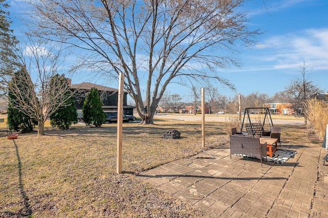 view of yard featuring a patio