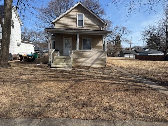 view of front facade featuring covered porch